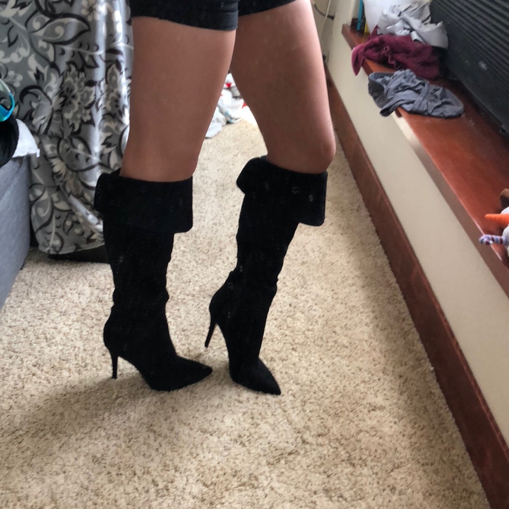 KNEE HIGH HEEL BLACK BOOTS 🖤